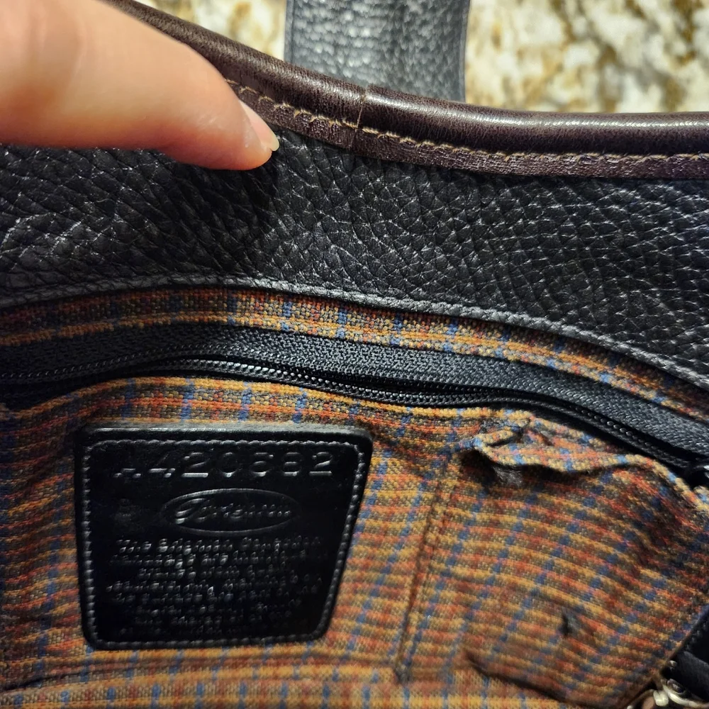 BRIGHTON Purse Vintage black & brown leather shoulder bag w/ Croc pattern, EUC
